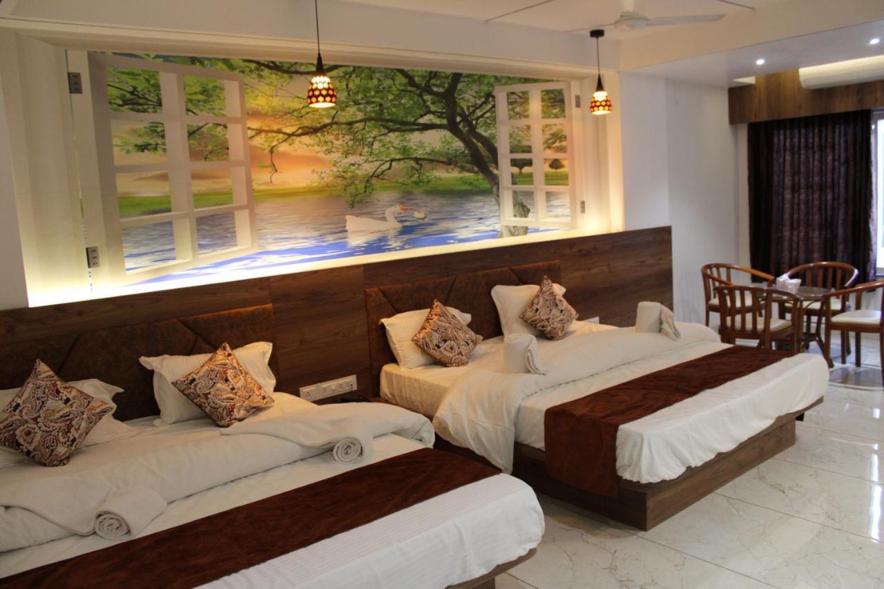Hotel The Grand Piano - Best Business Hotel In Patan Bagian luar foto
