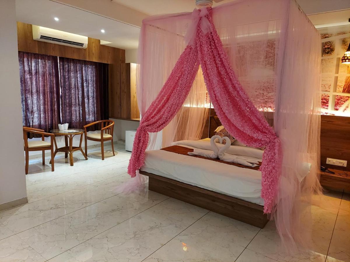 Hotel The Grand Piano - Best Business Hotel In Patan Bagian luar foto