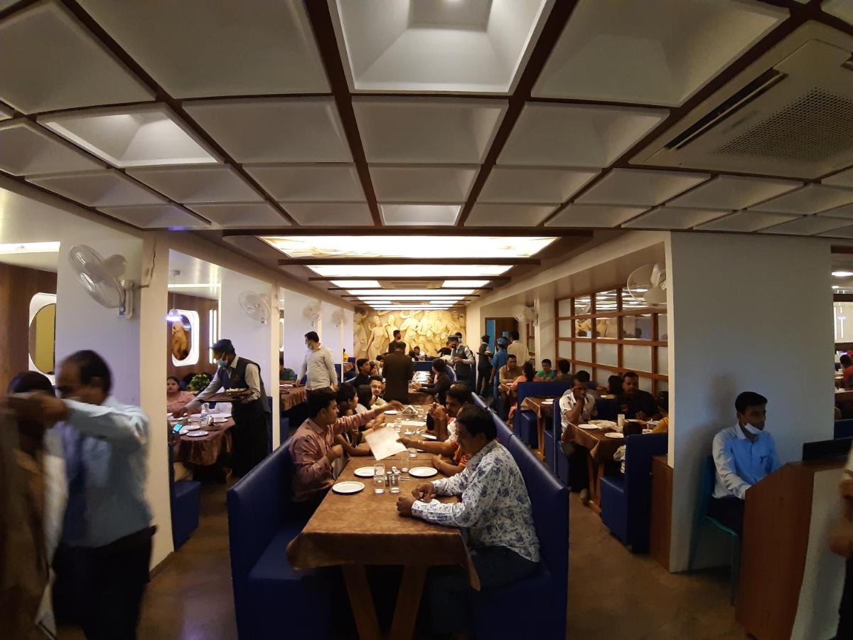 Hotel The Grand Piano - Best Business Hotel In Patan Bagian luar foto