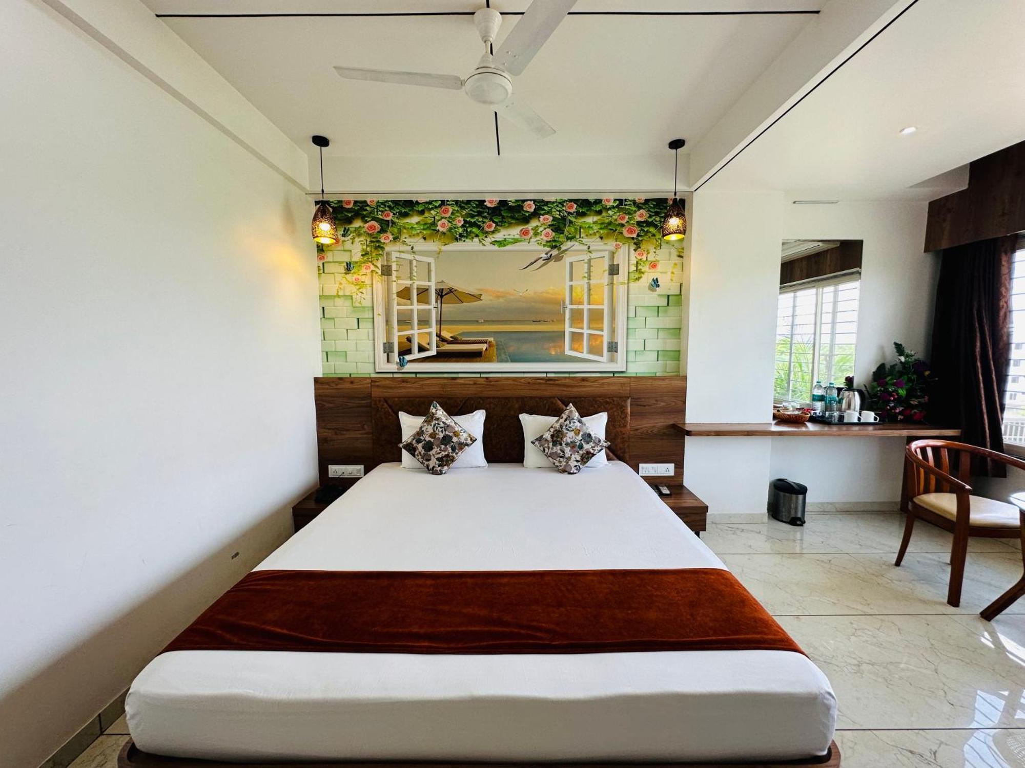 Hotel The Grand Piano - Best Business Hotel In Patan Bagian luar foto